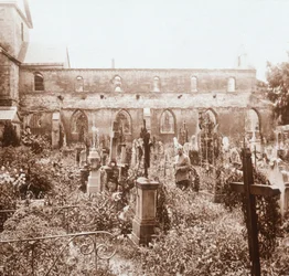 Église sans toit, Marne, nord de la France, vers 1914-vers 1918