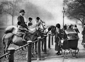 Rotten Row, Hyde Park, Londres, 1926-1927