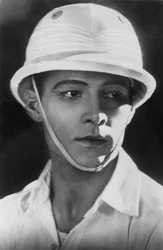 Rudolph Valentino 1895-1926, acteur italien, vers les années 1920