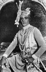 Rudolph Valentino 1895-1926 dans Le Jeune Rajah, 1922