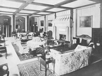 Sherborne House, Gloucestershire - Le Lord Sherborne, 1910