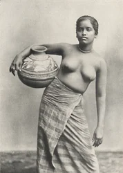 Singhalesin des Pays-Bas sans le vêtement supérieur habituel, 1926