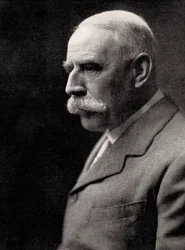 Sir Edward Elgar, compositeur anglais, début du 20ème siècle