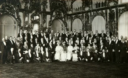 Séance du comité de la grande duchesse Tatiana Nikolaïevna de Russie, début du 20ème siècle