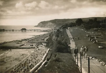 Small Hope Bay et Shanklin Pier, I.W., depuis Cliff Walk, vers 1920