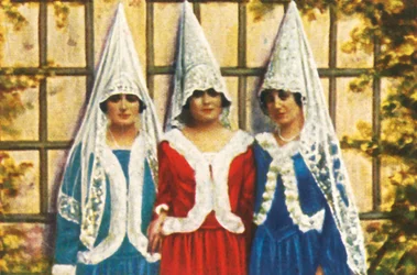 Femmes espagnoles en mantilles, vers 1928