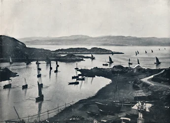 Tarbert - Bateaux de pêche sortant, 1895