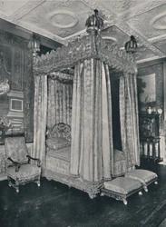 La chambre du roi à Knole. Lit fait pour Jacques Ier, 1928