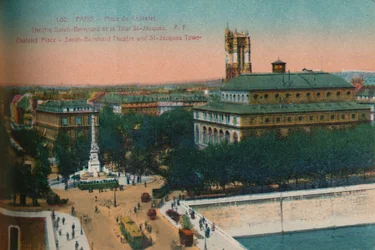 La Place du Châtelet - Théâtre Sarah-Bernhardt et la Tour Saint-Jacques, vers 1920