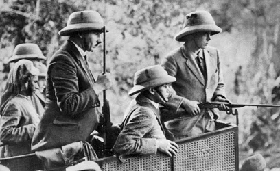 Le prince de Galles chassant le tigre au Népal, la tournée indienne, 1921