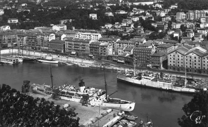 Le port depuis Mont Boron, Nice, France, début du 20ème siècle