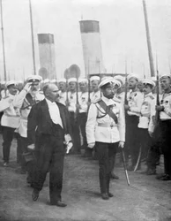 Tsar Nicolas II avec le président français Raymond Poincaré, 1914