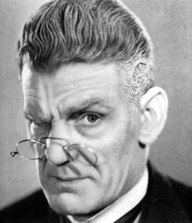 Will Hay, comédien et acteur britannique, 1934-1935