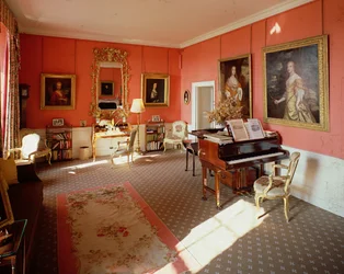 Château de Drumlanrig : salon montrant un portrait de Lady Jane Douglas