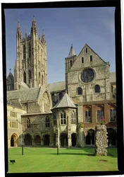 Vue extérieure de la cathédrale de Canterbury, Kent