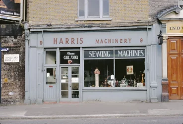 Machines à coudre Harris, 1967