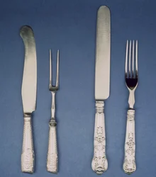 Couteau et fourchette en argent, Sheffield, vers 1780 et version ultérieure 1835, par Atkin et Oxley