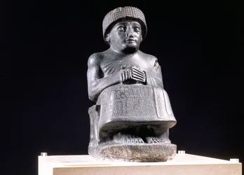Gudea, Prince de Lagash, statue dédiée à Ningizzada, néo-sumérien, de Telloh, ancien Girsu, vers 2130 av. J.-C.