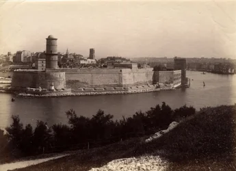 Vue extérieure du Château d