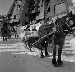 P. Topaloff et Alice Sapritch à Avoriaz pendant le Festival du Film Fantastique le 29 janvier