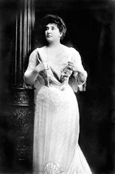 Royaume-Uni : La soprano australienne Nellie Melba (nom réel Helen Porter) 1861-1931