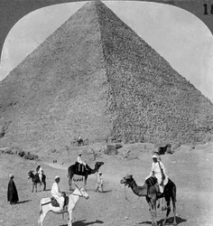 Tombeau de Khéops, la Grande Pyramide de Gizeh, Égypte, 1905