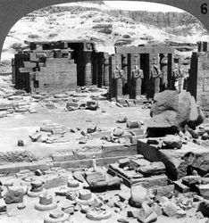 Le Ramesseum, le temple de Ramsès II, à Thèbes, Égypte, 1905