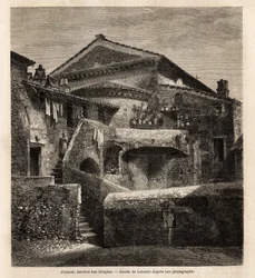 Une cloaca derrière la chapelle de San Crispino