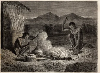 Forgerons à Simiango, sur les rives du fleuve Zambèze. Gravure pour illustrer les premiers voyages du Dr. Livingstone en Afrique australe de 1840 à 1856, dans « Le tour du monde, nouveau journal des voyages » publié sous la direction d