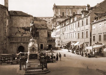 Place Gundulic à Raguse. Fin du 19ème siècle.