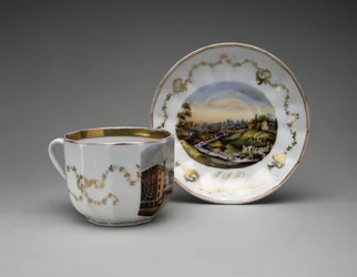 Tasse et Soucoupe de Présentation