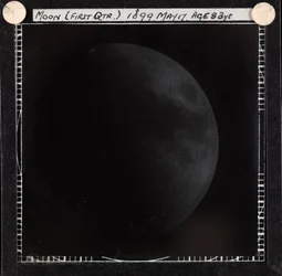 Plaque de verre astronomique de la Lune au premier quartier (1899)