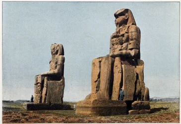 Égypte ancienne : le Colosse de Memnon à Thèbes. Fin du 19ème siècle