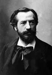 Portrait de Frédéric Auguste Bartholdi (1834-1904), sculpteur français.