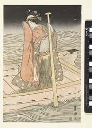 Jeune femme dans un bateau