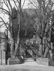Pont-levis, château de Cawdor, Écosse, 1924-1926