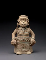 Effigie féminine debout, 600-900