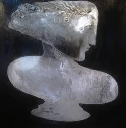 Élégant profil argenté