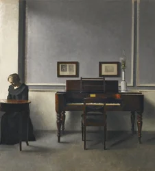 Ida dans un intérieur avec piano