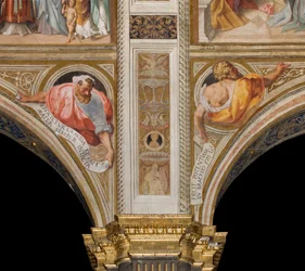 Nef centrale, Plume deuxième et troisième travée nord, Vincenzo Campi 1573, Bustes avec prophètes