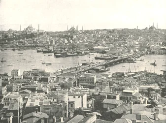 Le pont de Galata sur la Corne d