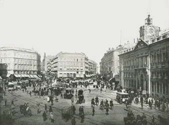 La Puerta del Sol, Madrid, Espagne, 1895