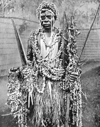 Un sorcier, Ouganda, Afrique, 1936