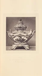 [Vase et couvercle]