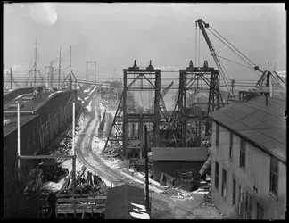Bureaux de Montague Street de la New York Dock Company, pris du pont de la rue, Brooklyn, 17 février 1917