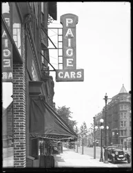 Enseigne des voitures Paige au 1410 Bedford Avenue, Brooklyn, 13 juillet 1916