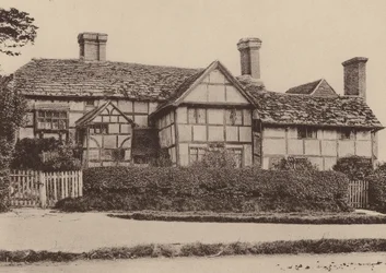 À North Chapel, North Street, Horsham, Sussex