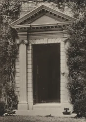 Porte, Le Presbytère, Hailsham, Sussex