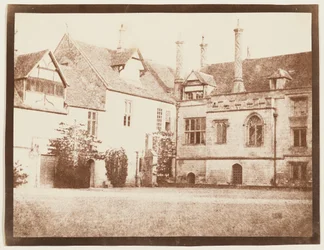 Angle sud-est de la cour nord, abbaye de Lacock