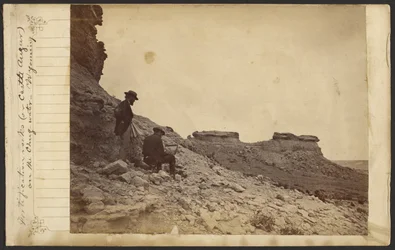 [Rochers de la fortification (ou Castle Augur) sur la Chugwater, Wyoming]